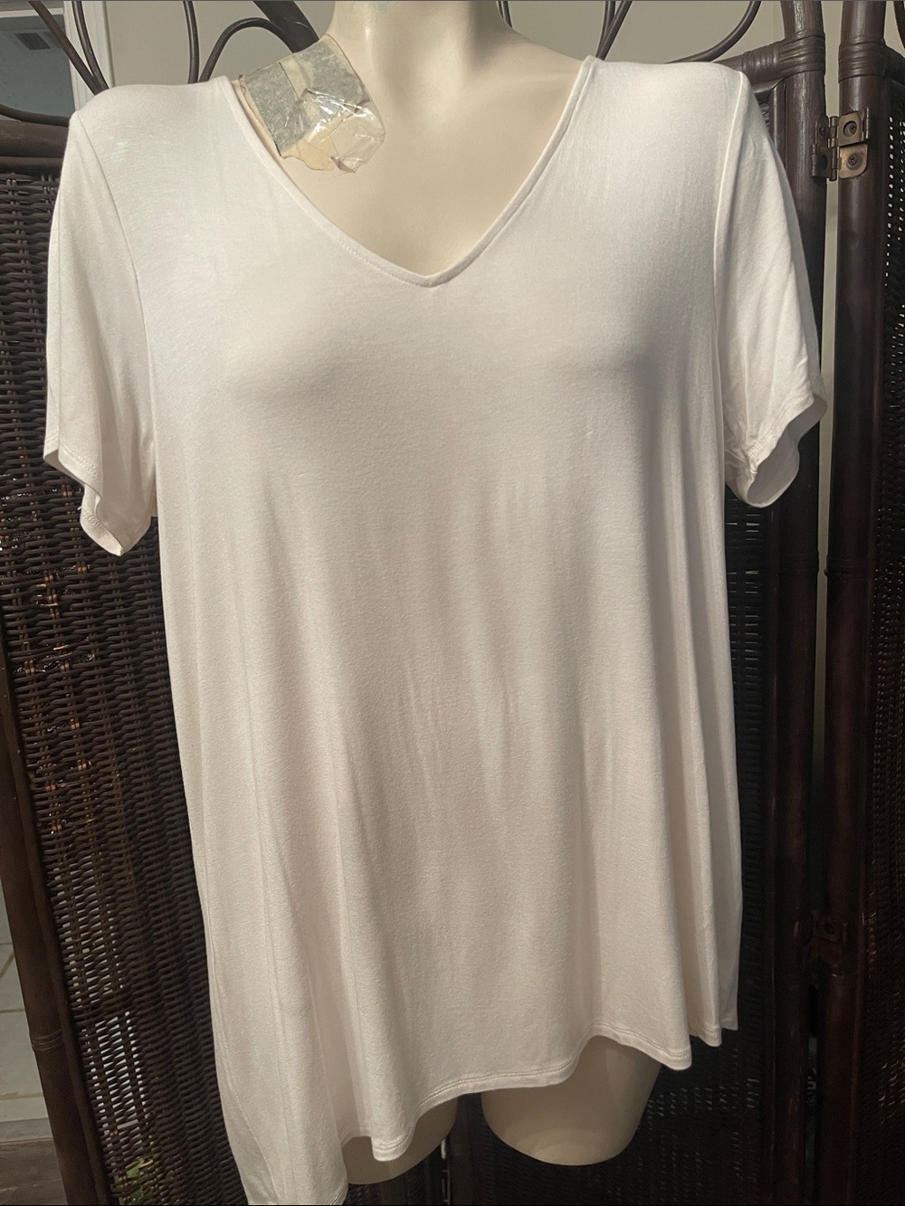 Lisa Rinna Collection Soft V-Neck Short Sleeve Tee - White